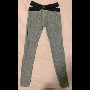 BEYOND YOGA crisscross waist space dye leggings